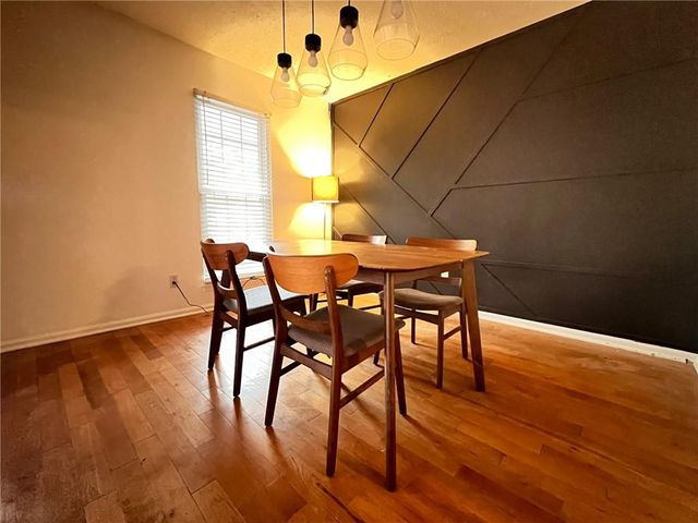 265 Barrington Drive E, Roswell, GA 30076