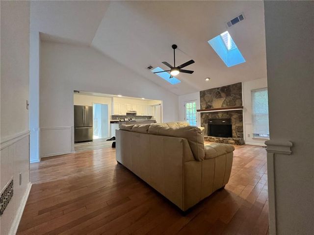 265 Barrington Drive E, Roswell, GA 30076