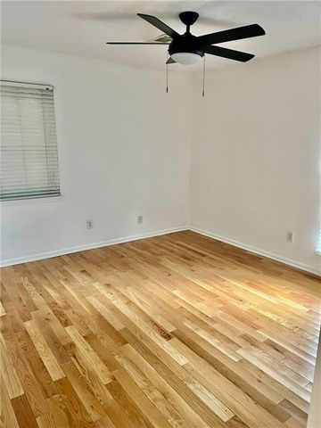 265 Barrington Drive E, Roswell, GA 30076