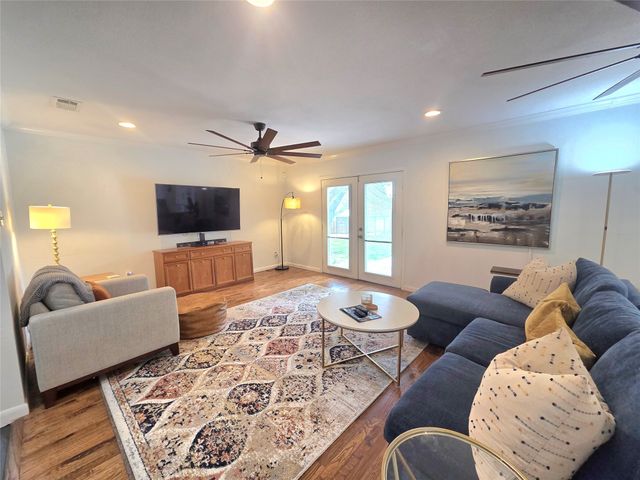 4236 Shannon Drive, Fort Worth, TX 76116