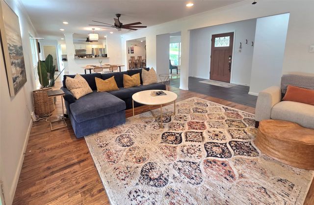 4236 Shannon Drive, Fort Worth, TX 76116