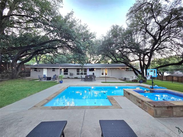 4236 Shannon Drive, Fort Worth, TX 76116
