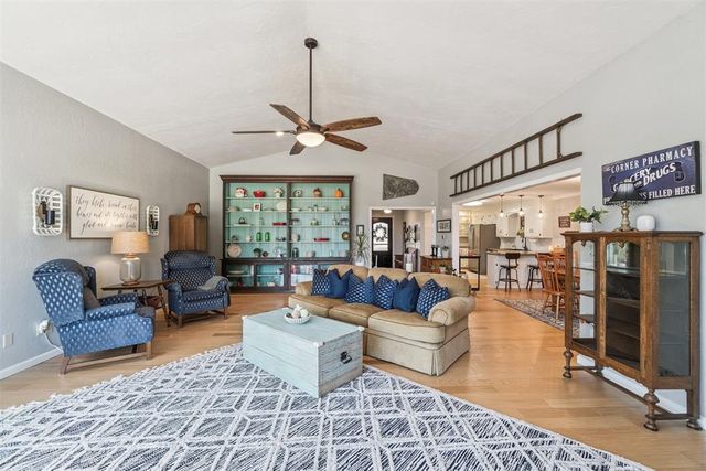 1910 Sunflower NE Road, Piedmont, OK 73078