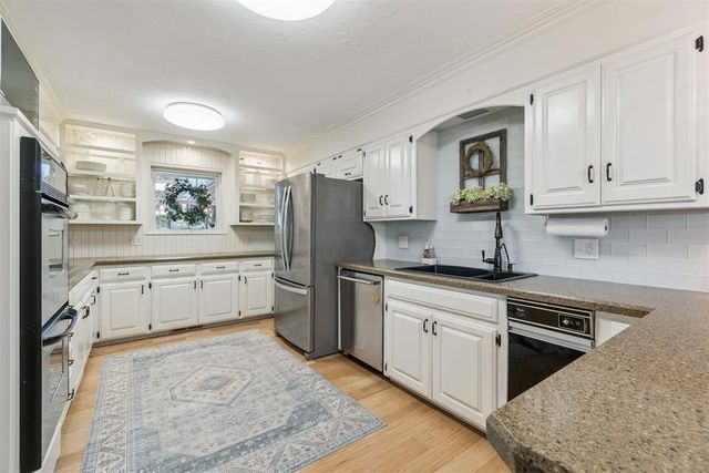 1910 Sunflower NE Road, Piedmont, OK 73078