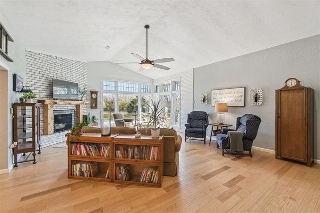 1910 Sunflower NE Road, Piedmont, OK 73078