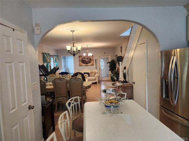 7711 64th Lane, Glendale, NY 11385