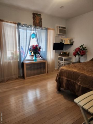 7711 64th Lane, Glendale, NY 11385