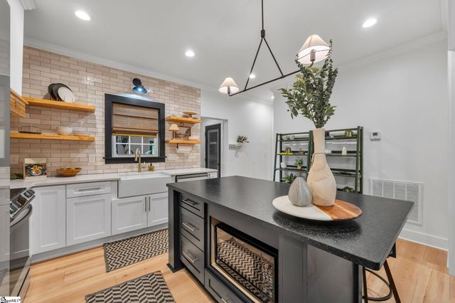 405 Pennsylvania Avenue, Greer, SC 29650