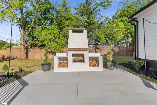 405 Pennsylvania Avenue, Greer, SC 29650