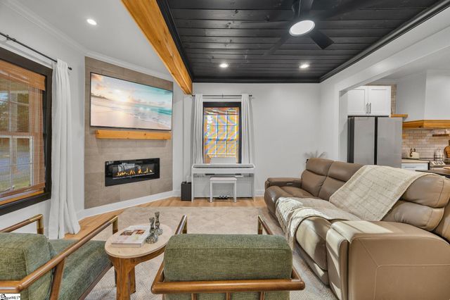 405 Pennsylvania Avenue, Greer, SC 29650