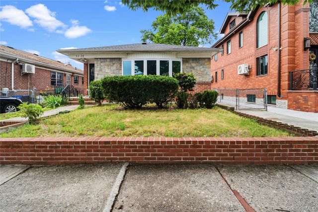5328 Oceania Street, Oakland Gardens, NY 11364