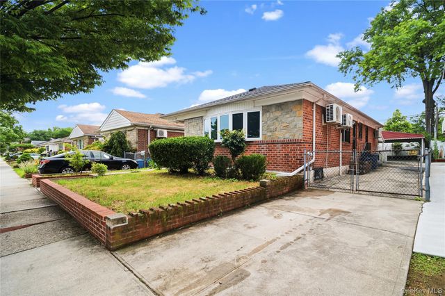 5328 Oceania Street, Oakland Gardens, NY 11364
