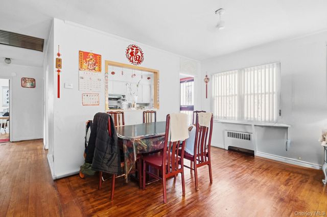 5328 Oceania Street, Oakland Gardens, NY 11364