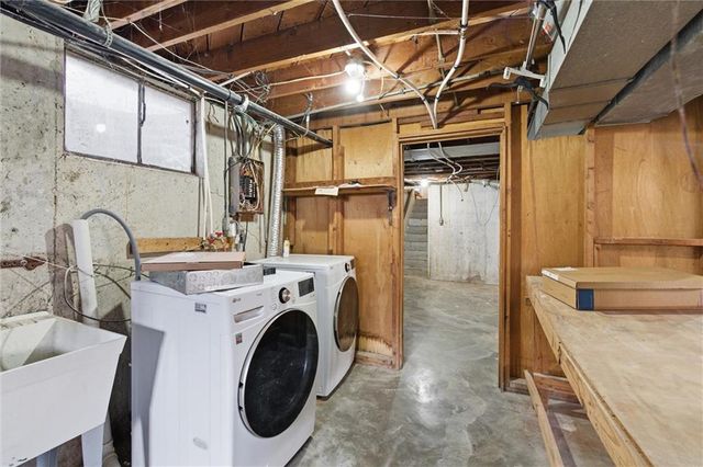 5904 E 100th Street, Kansas City, MO 64134