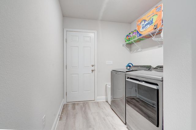 5823 Crestlake Drive, Crestview, FL 32536