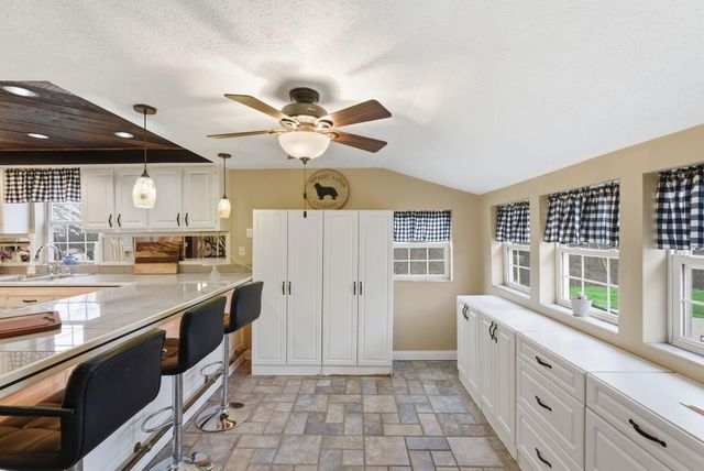 1600 Hickory Grove Road, Lawrenceburg, KY 40342