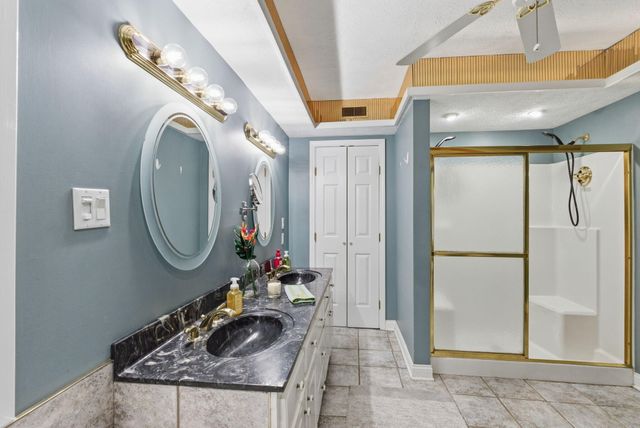 1600 Hickory Grove Road, Lawrenceburg, KY 40342