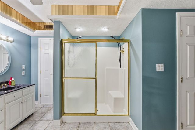 1600 Hickory Grove Road, Lawrenceburg, KY 40342