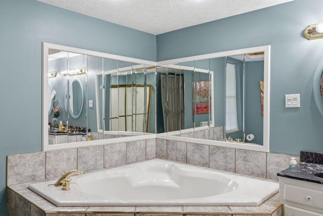 1600 Hickory Grove Road, Lawrenceburg, KY 40342