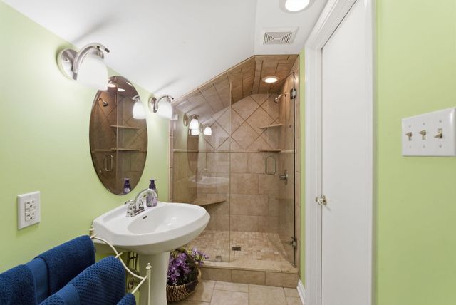 1600 Hickory Grove Road, Lawrenceburg, KY 40342