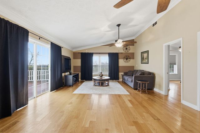 1600 Hickory Grove Road, Lawrenceburg, KY 40342