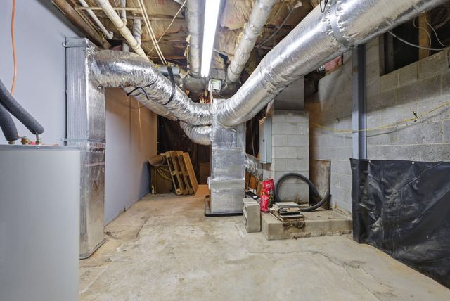 1600 Hickory Grove Road, Lawrenceburg, KY 40342