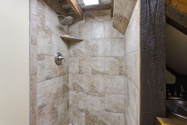 1600 Hickory Grove Road, Lawrenceburg, KY 40342