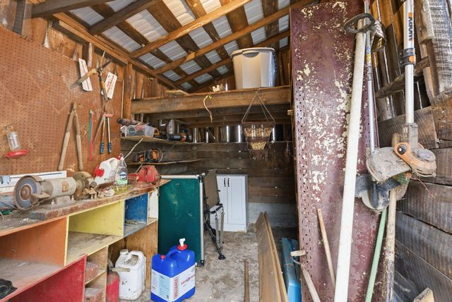 1600 Hickory Grove Road, Lawrenceburg, KY 40342