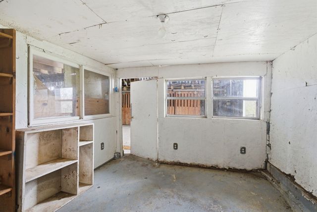 1600 Hickory Grove Road, Lawrenceburg, KY 40342