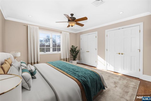 7 Orchard Lane, Old Tappan, NJ 07675