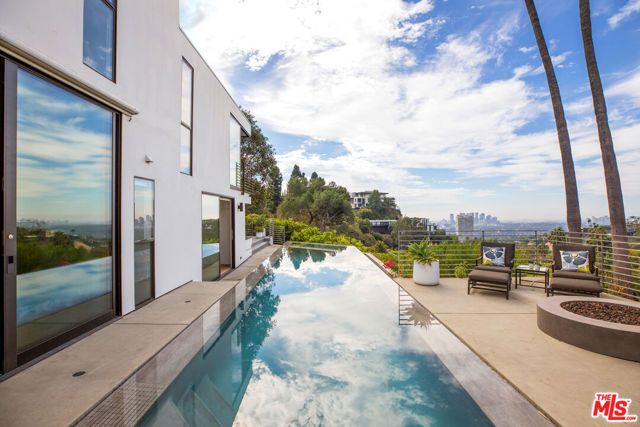 1517 Oriole Lane, Los Angeles, CA 90069