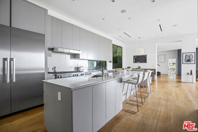 1517 Oriole Lane, Los Angeles, CA 90069