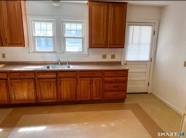40 Maplewood Avenue, Torrington, CT 06790