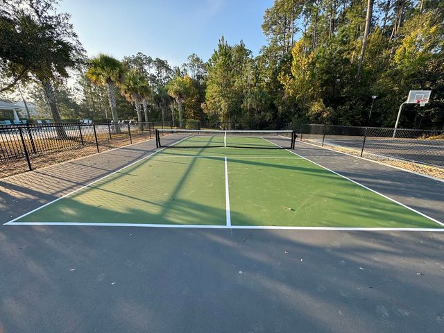 166 N N Sand Palm Road, Freeport, FL 32439