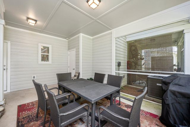 166 N N Sand Palm Road, Freeport, FL 32439