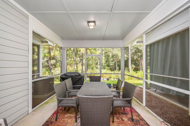 166 N N Sand Palm Road, Freeport, FL 32439