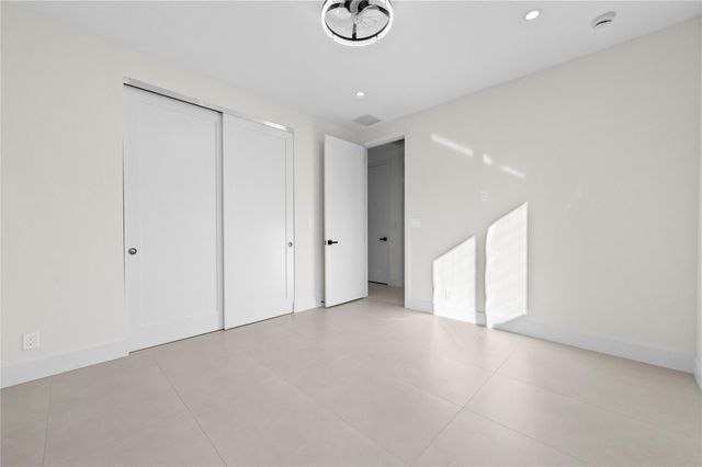 621 NW 42nd Avenue, Coconut Creek, FL 33066