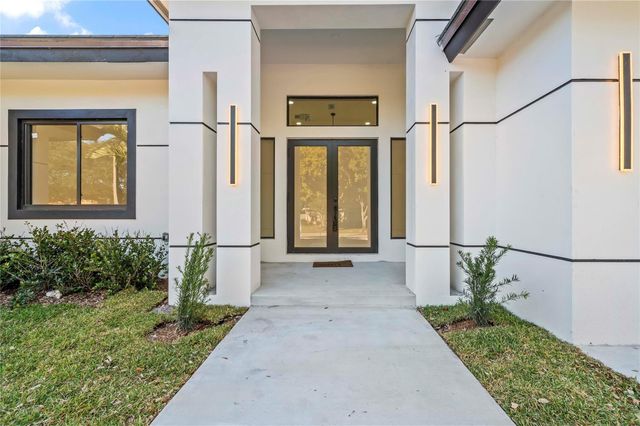 621 NW 42nd Avenue, Coconut Creek, FL 33066