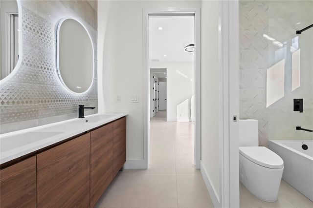 621 NW 42nd Avenue, Coconut Creek, FL 33066