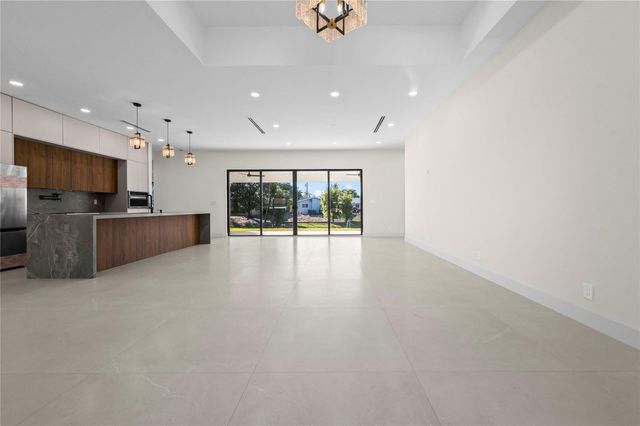 621 NW 42nd Avenue, Coconut Creek, FL 33066