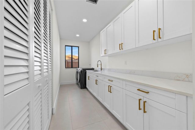 621 NW 42nd Avenue, Coconut Creek, FL 33066