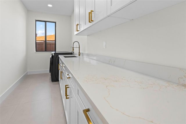 621 NW 42nd Avenue, Coconut Creek, FL 33066