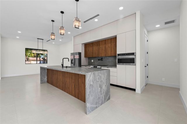 621 NW 42nd Avenue, Coconut Creek, FL 33066