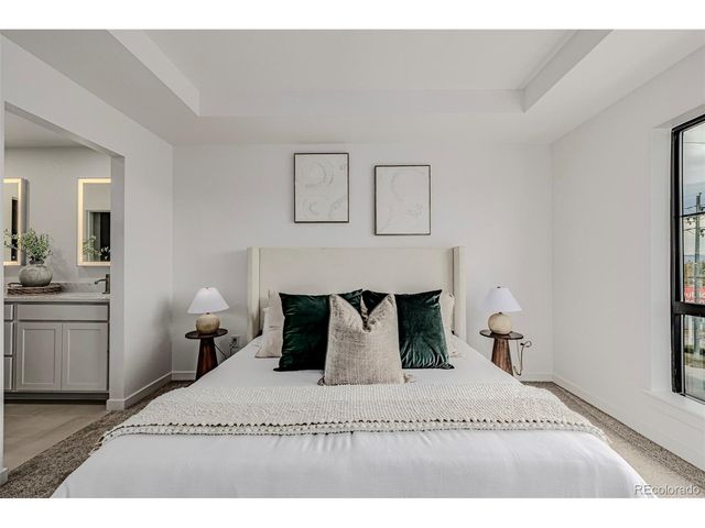 2078 S Holly St 3, Denver, CO 80222