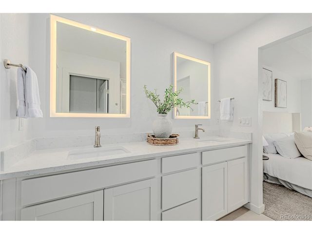 2078 S Holly St 3, Denver, CO 80222