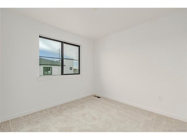 2078 S Holly St 3, Denver, CO 80222