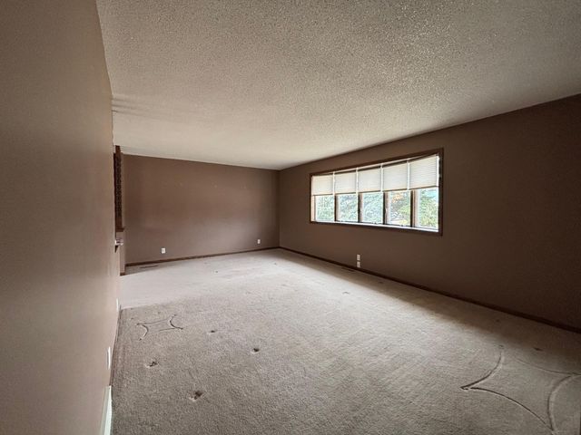 106 4th Street N, Hoffman, MN 56339