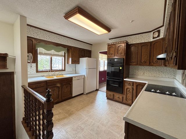 106 4th Street N, Hoffman, MN 56339