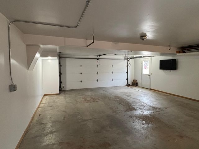 106 4th Street N, Hoffman, MN 56339