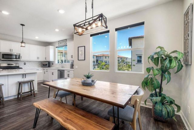 2510 Cheyne Way, Oceanside, CA 92056